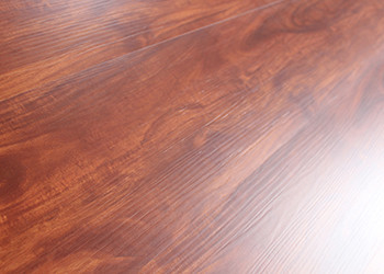 Sàn gỗ PVC hấp thụ âm thanh với hệ thống liên kết nhấp chuột dọc OEM có sẵn