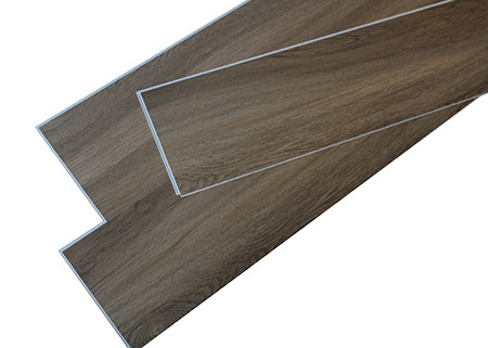 Tấm ván sàn chống trượt Vinyl chống trượt Kích thước ổn định với hệ thống nhấp chuột Unilin