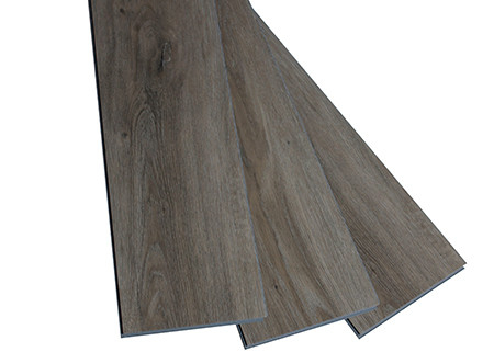 Nhìn gỗ Sàn nhựa PVC Dễ dàng lắp đặt Chỉ số chống cháy Lớp B1